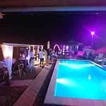 Aparthotel Neno Pyramid Wellness Retreat Visoko