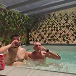 Neno Pyramid Wellness Retreat Aparthotel