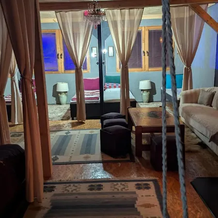 Lägenhetshotell Neno Pyramid Wellness Retreat Visoko