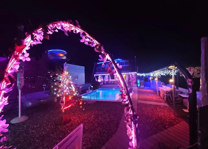 Neno Pyramid Wellness Retreat Aparthotel 3*