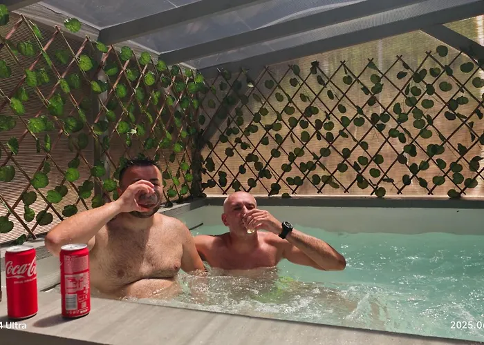 Neno Pyramid Wellness Retreat Aparthotel